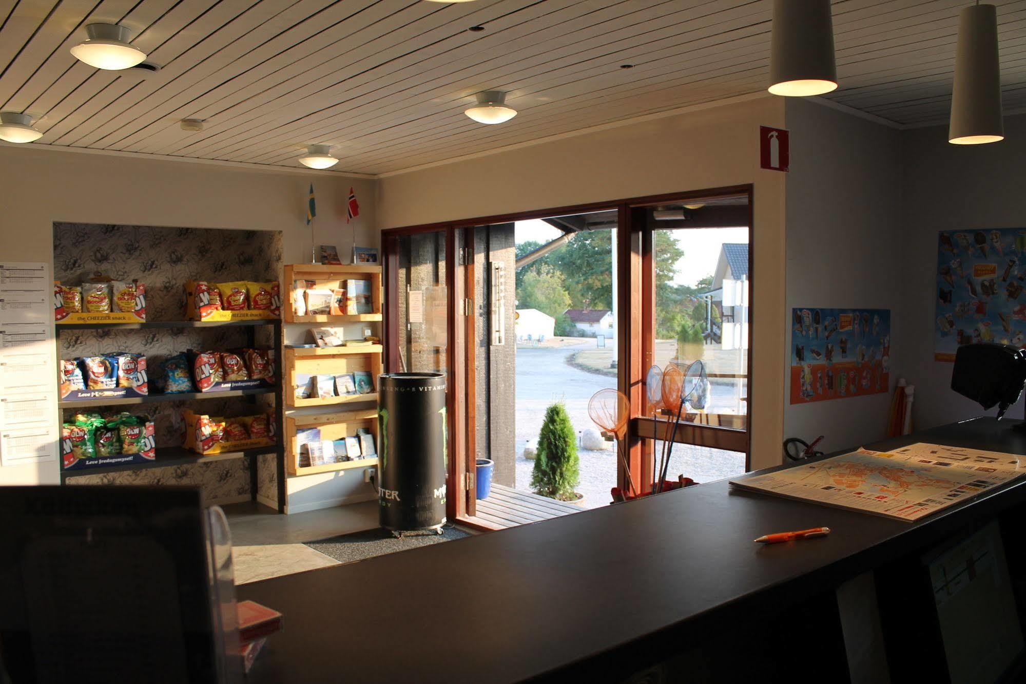 Kaellviken Semesterby Strömstad エクステリア 写真